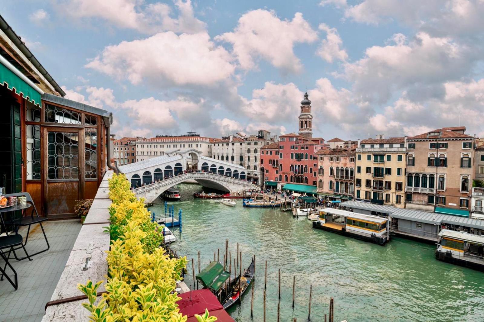 Rialto Terrace On The Grand Canal Venetië Buitenkant foto