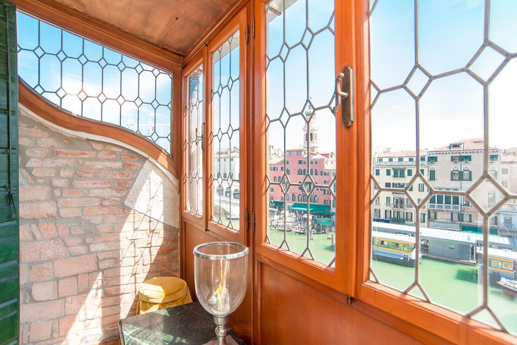 Rialto Terrace On The Grand Canal Venetië Kamer foto